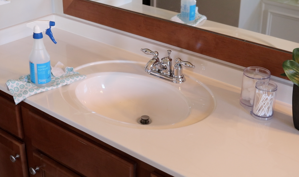 Best $1 Cleaning Tips!