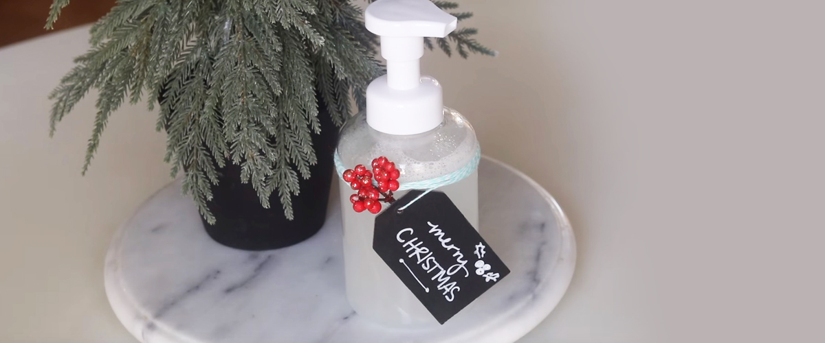 $1 GIFT IDEA! Best DIY Foaming Hand Soap