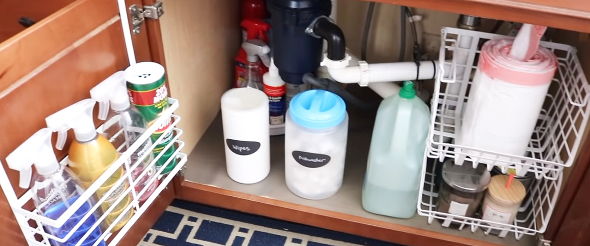 KITCHEN CLEANING & ORGANIZING MAKEOVER! (Dollar Tree Style!)