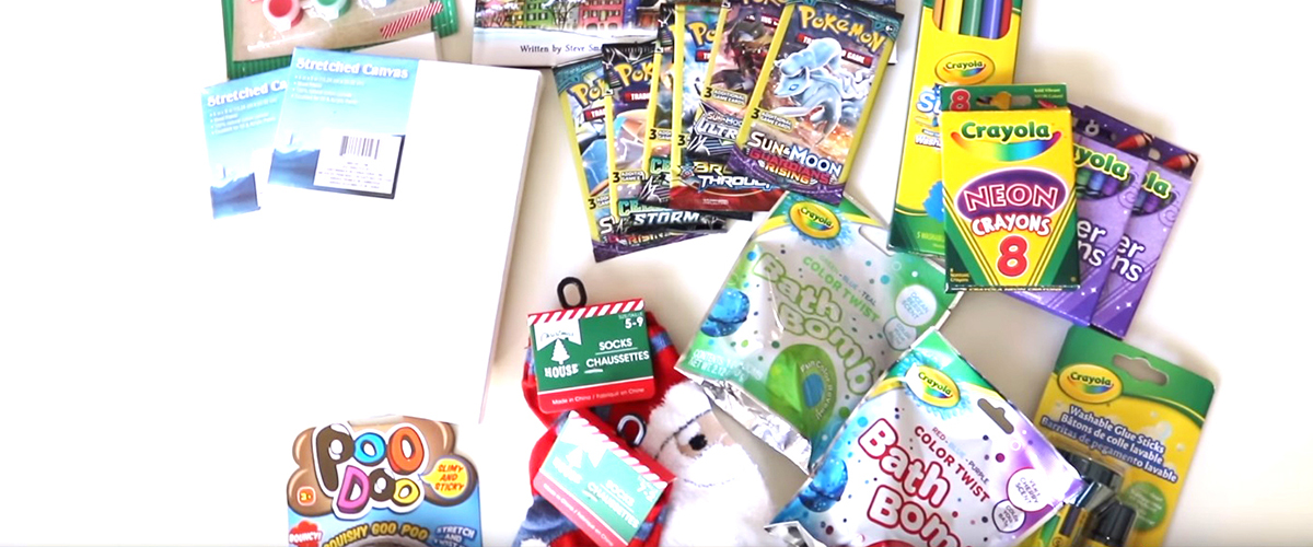 DOLLAR TREE CHRISTMAS SHOP WITH ME | DIY & stocking stuffers galore!