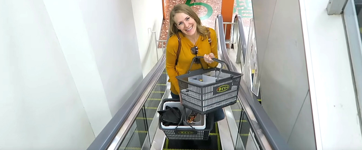 SHOPPING WORLD’S BIGGEST DOLLAR STORE (and organizing a mini Japanese kitchen!)