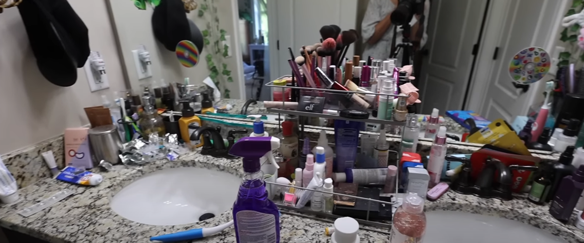 MOST EXTREME DOLLAR TREE Bathroom Makeover! 💙🫶